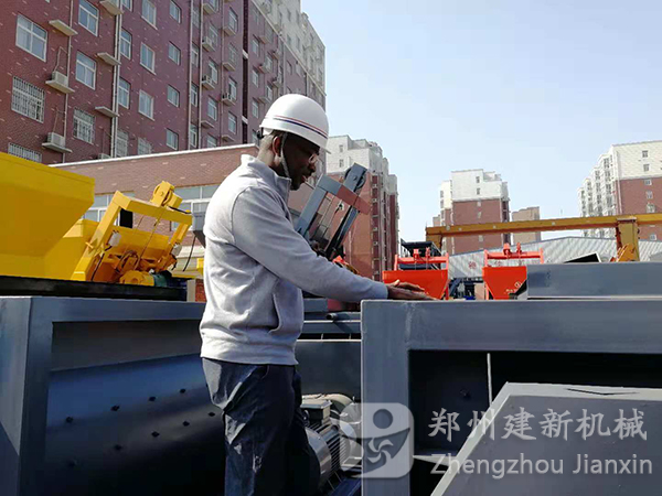 除了寶馬展，建新機械工廠更值得一看！